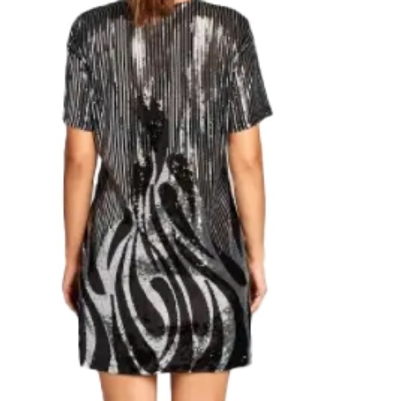 Classic Movie Star Sequence Dress - Picture 3 of 5